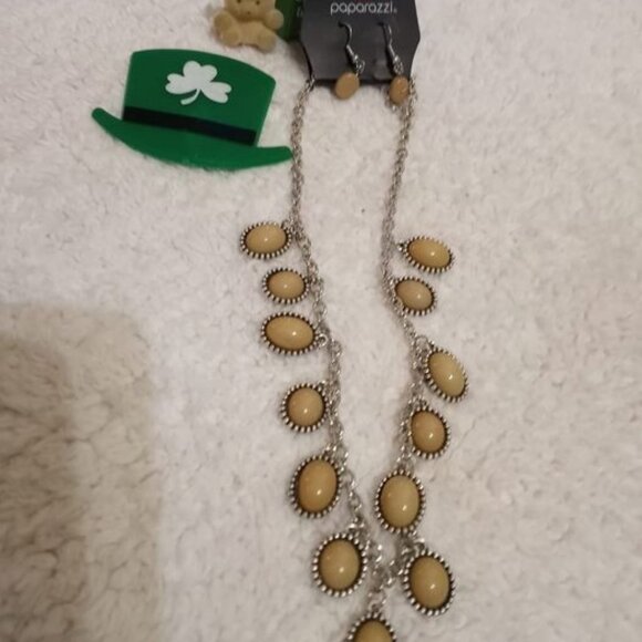 🆕 MAKE SOME ROAM BROWN TAN BEAD SILVER FRAME NECK - Picture 2 of 4